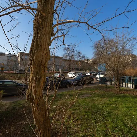 Stylish Wola - 30m2, Trams Nearby - By Rentujemy