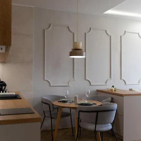 Stylish Wola - 30m2, Trams Nearby - By Rentujemy Apartman *